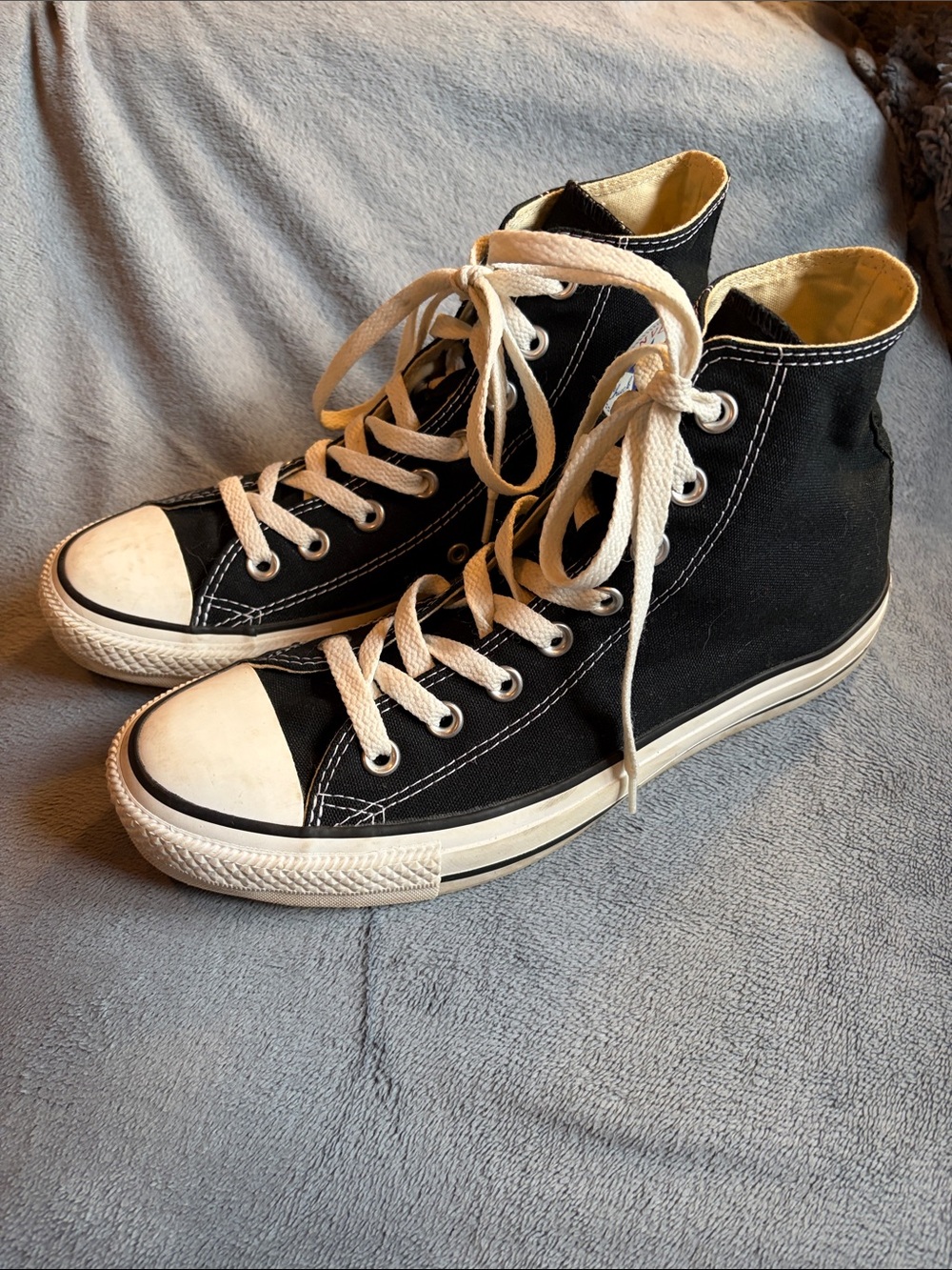 Converse Chuck Taylor Black High-Top Canvas Sneakers Men’s Size 7.5 Women’s 9.5